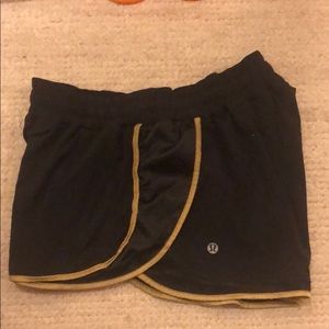 Black and gold lululemon shorts!